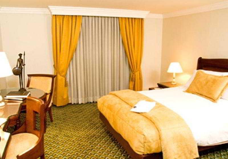 Hotel Embassy Park โบโกตา ภายนอก รูปภาพ
