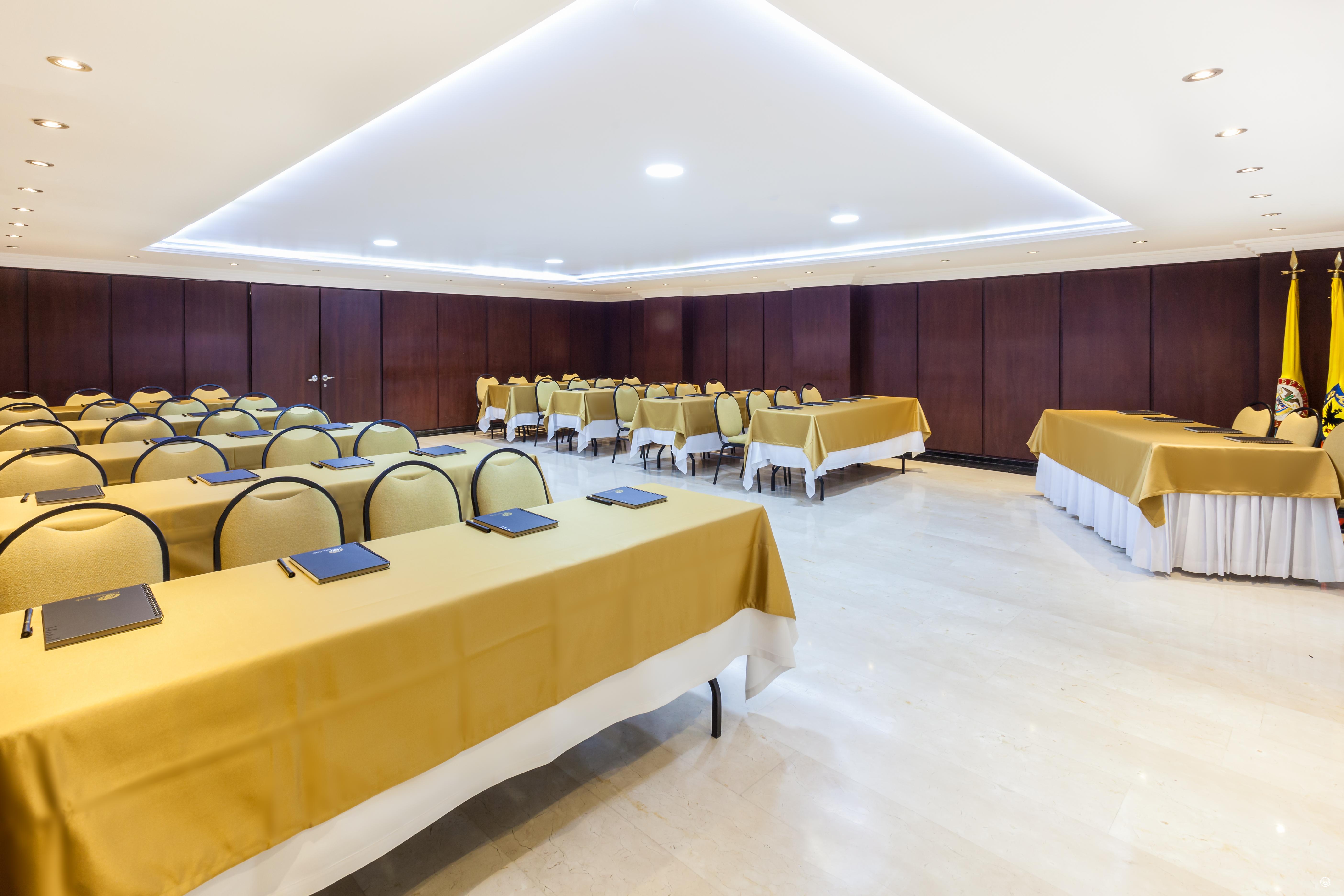 Hotel Embassy Park โบโกตา ภายนอก รูปภาพ